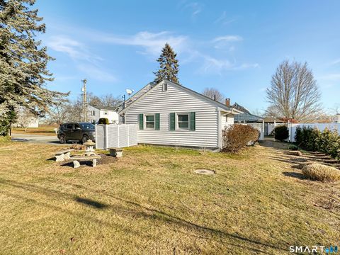 Tiny photo for 61 Smith Street, East Lyme, CT 06357 (MLS # 24145992)