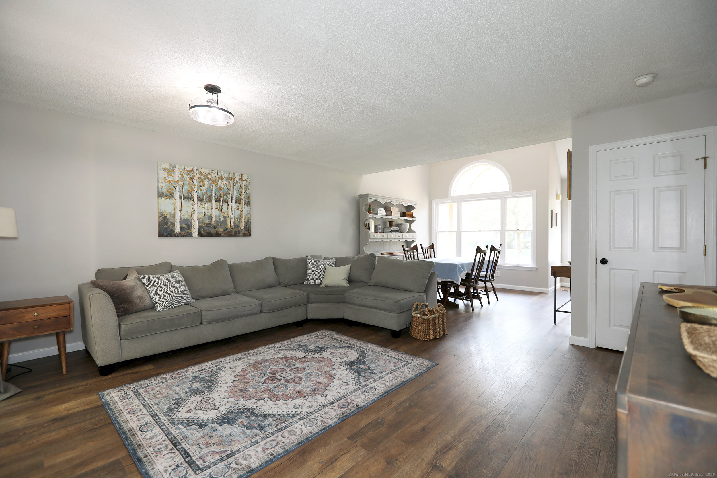 5 Fox Hollow Drive 5