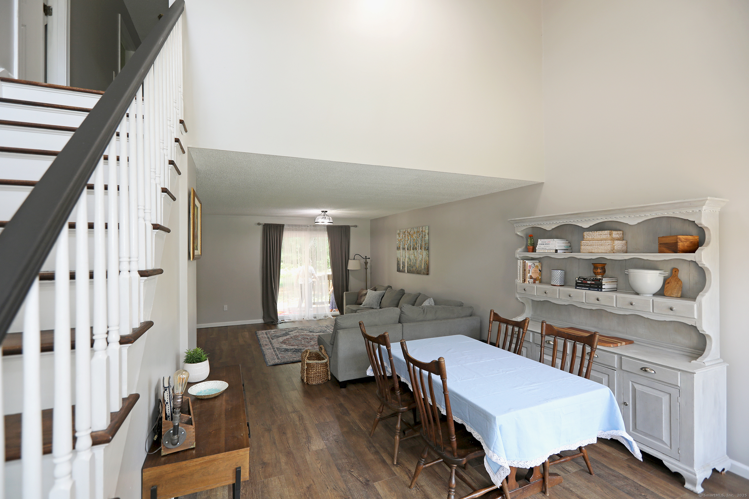 5 Fox Hollow Drive 5