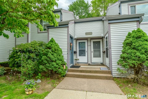 Condo For Sale - 113 Candlewood Drive #113<br/> Hartford County, South Windsor, CT 06074