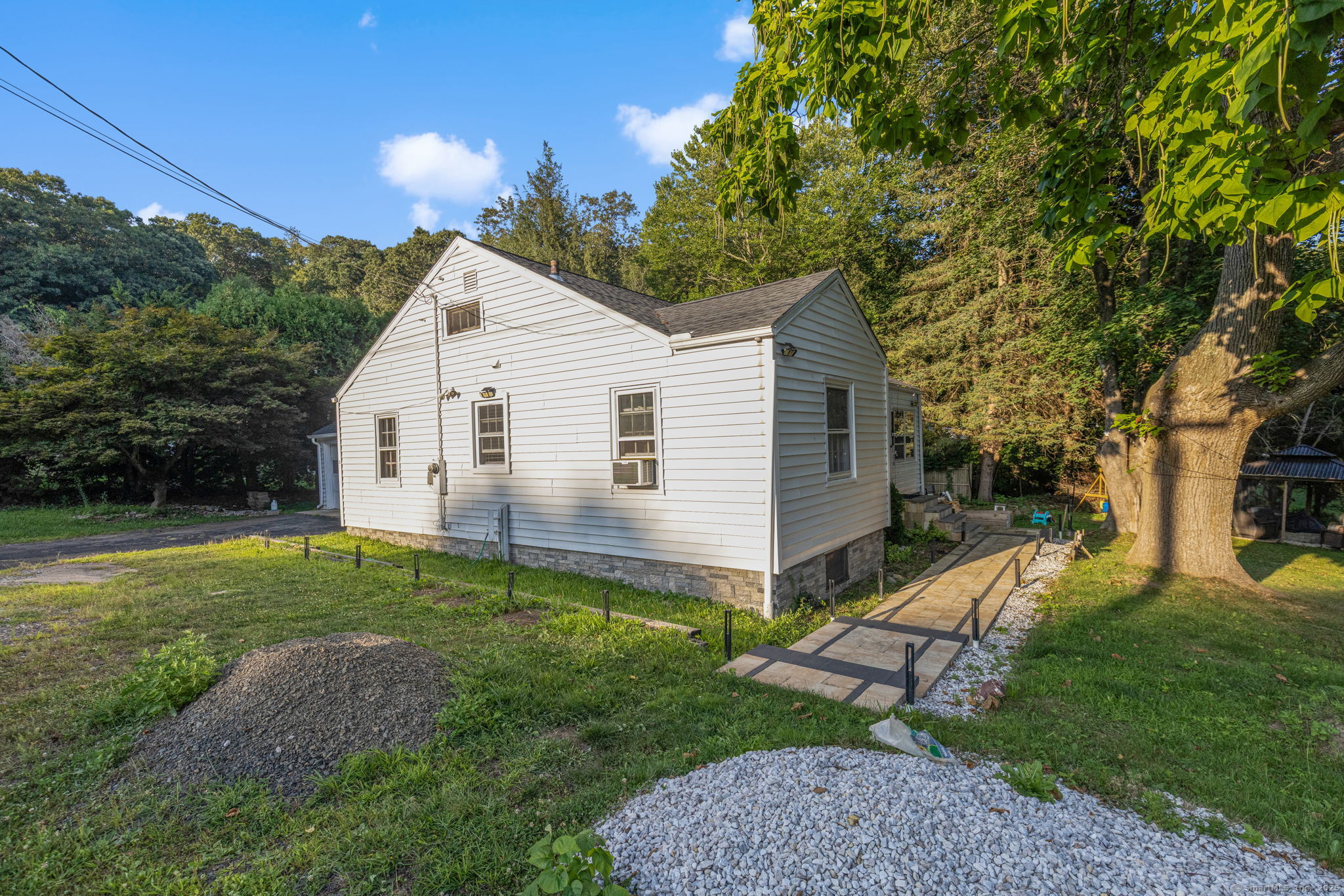 6 Avenue East Extension