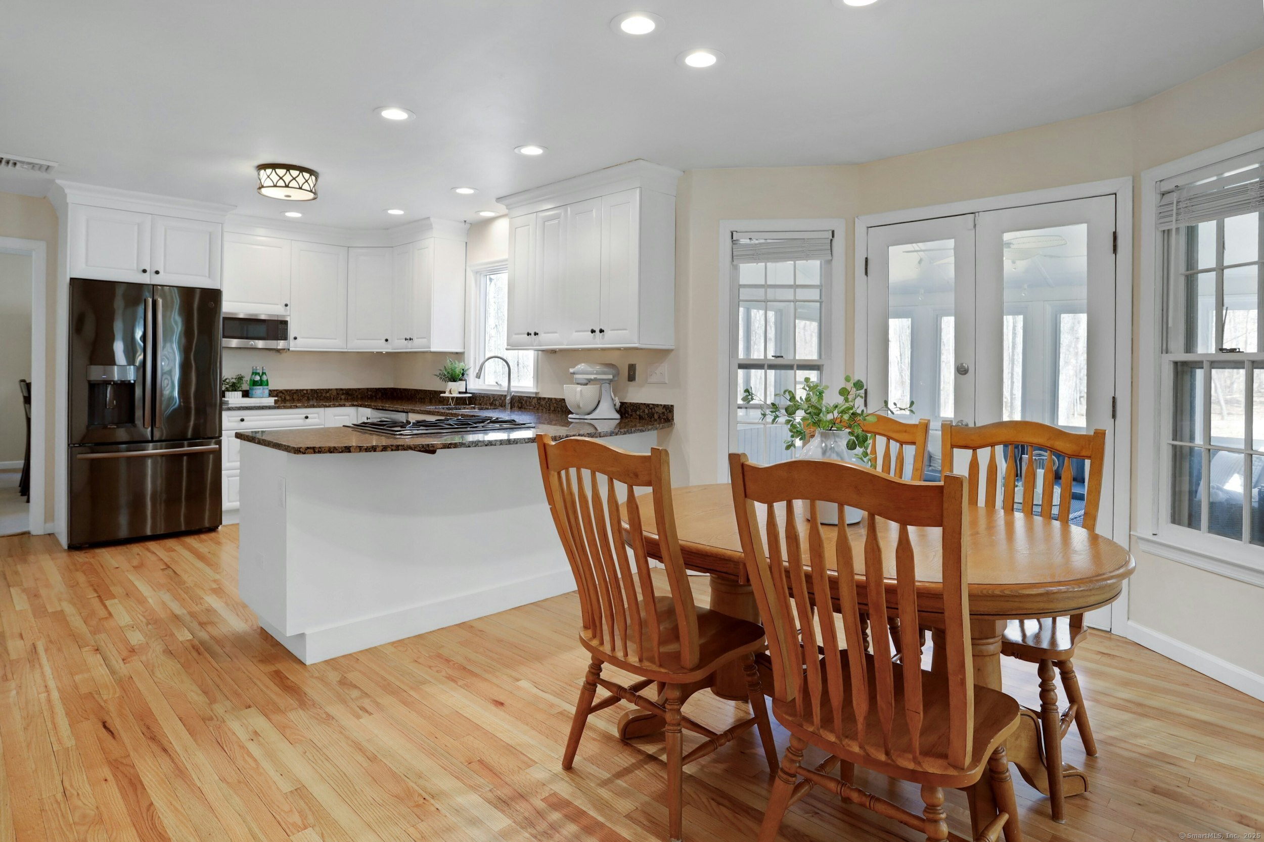 32 Kristy Drive, Bethel, Connecticut image 9