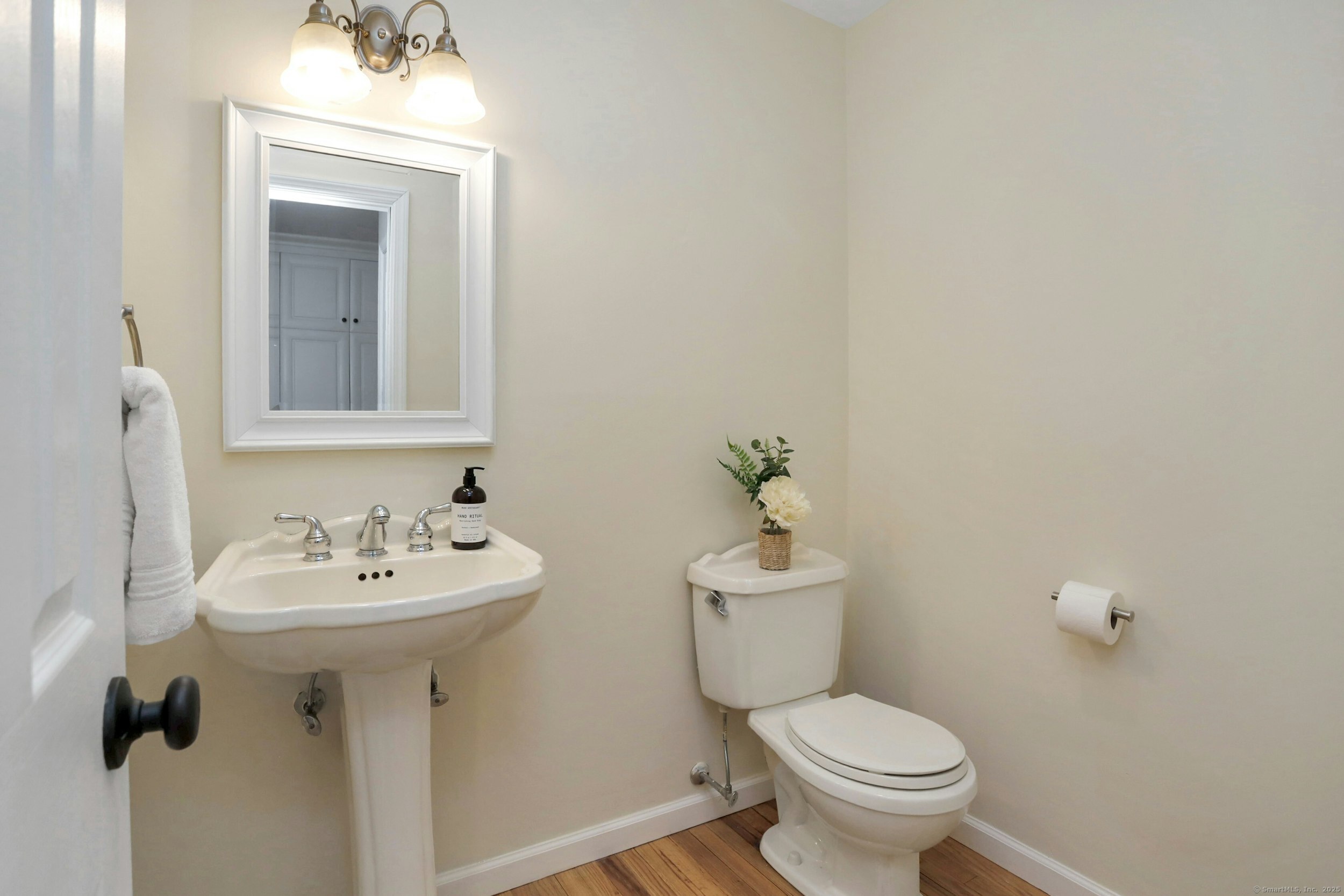32 Kristy Drive, Bethel, Connecticut image 15