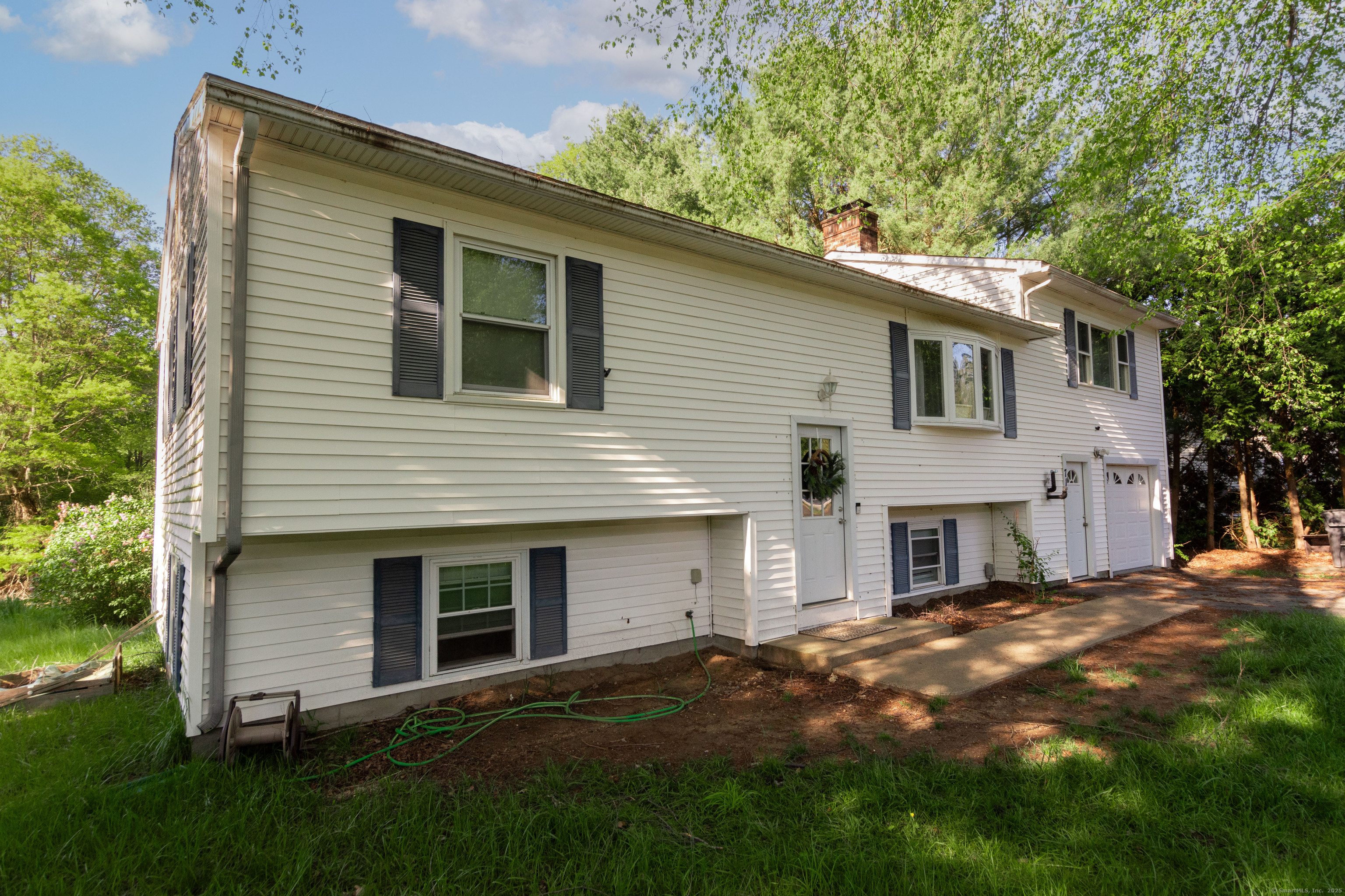 71 Leha Avenue