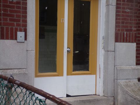 17 Bond Street Hartford CT 06114