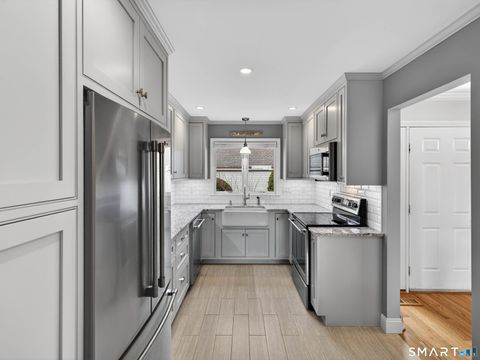 Tiny photo for 100 Dudley Avenue #F31, Old Saybrook, CT 06475 (MLS # 24160496)