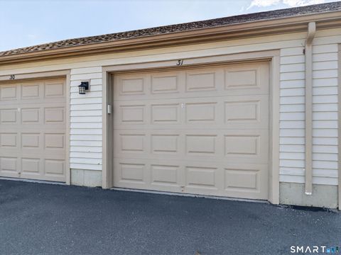 Tiny photo for 100 Dudley Avenue #F31, Old Saybrook, CT 06475 (MLS # 24160496)