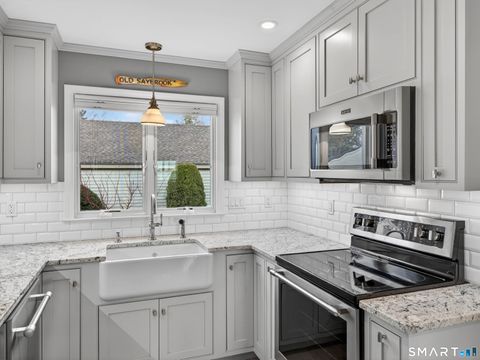 Tiny photo for 100 Dudley Avenue #F31, Old Saybrook, CT 06475 (MLS # 24160496)