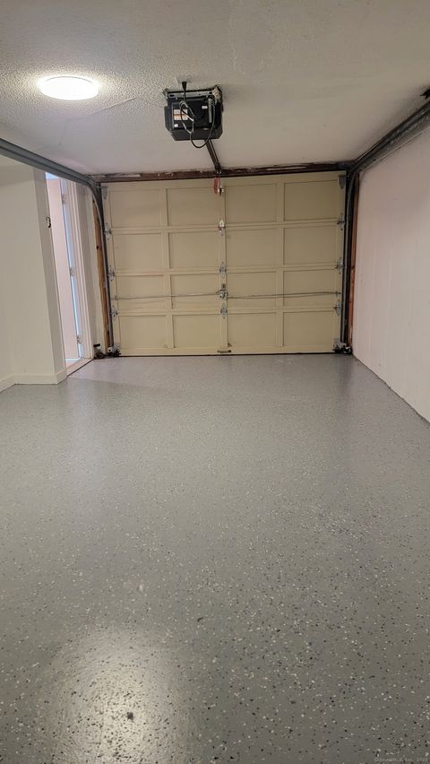 Tiny photo for 239 Old Farms Road #15B, Avon, CT 06001 (MLS # 24132954)