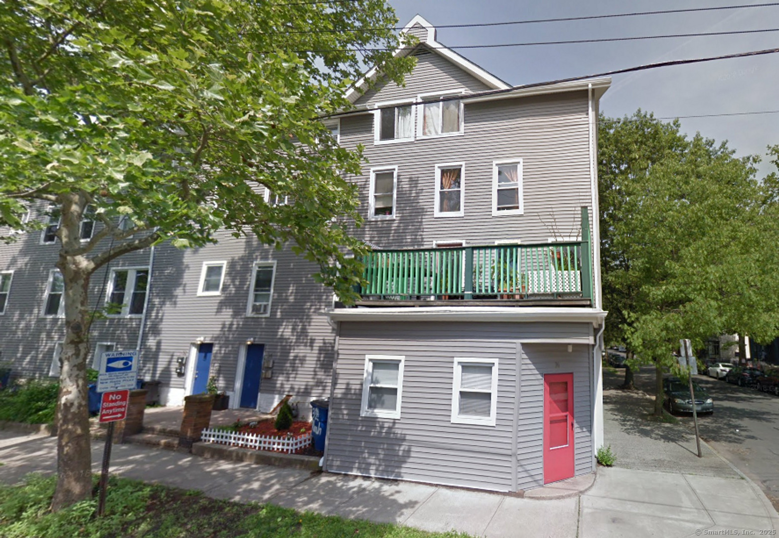 Nash Street 1, New Haven, Connecticut - 1 Bedrooms  
2 Bathrooms  
5 Rooms - 