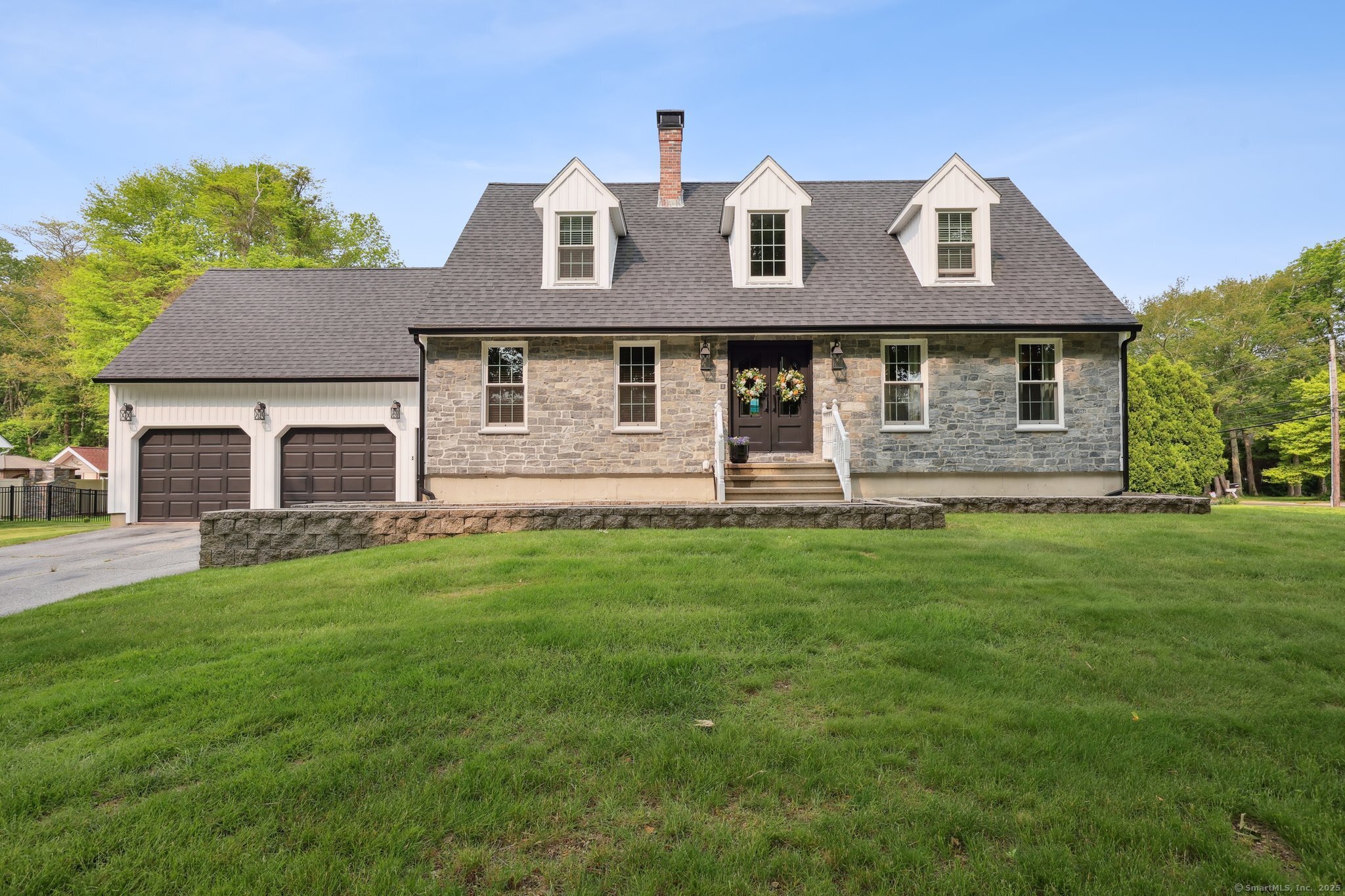 Property for Sale at Spinnaker Road, Waterford, Connecticut - Bedrooms: 3 
Bathrooms: 3 
Rooms: 7  - $789,900