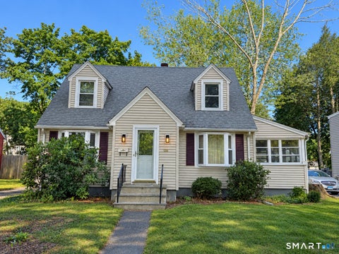 Photo of 106 Greenhill Terrace, New Haven, CT 06515 (MLS # 24207133)