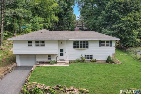 Photo of 4 Musnug Road, Danbury, CT 06811 (MLS # 24203376)