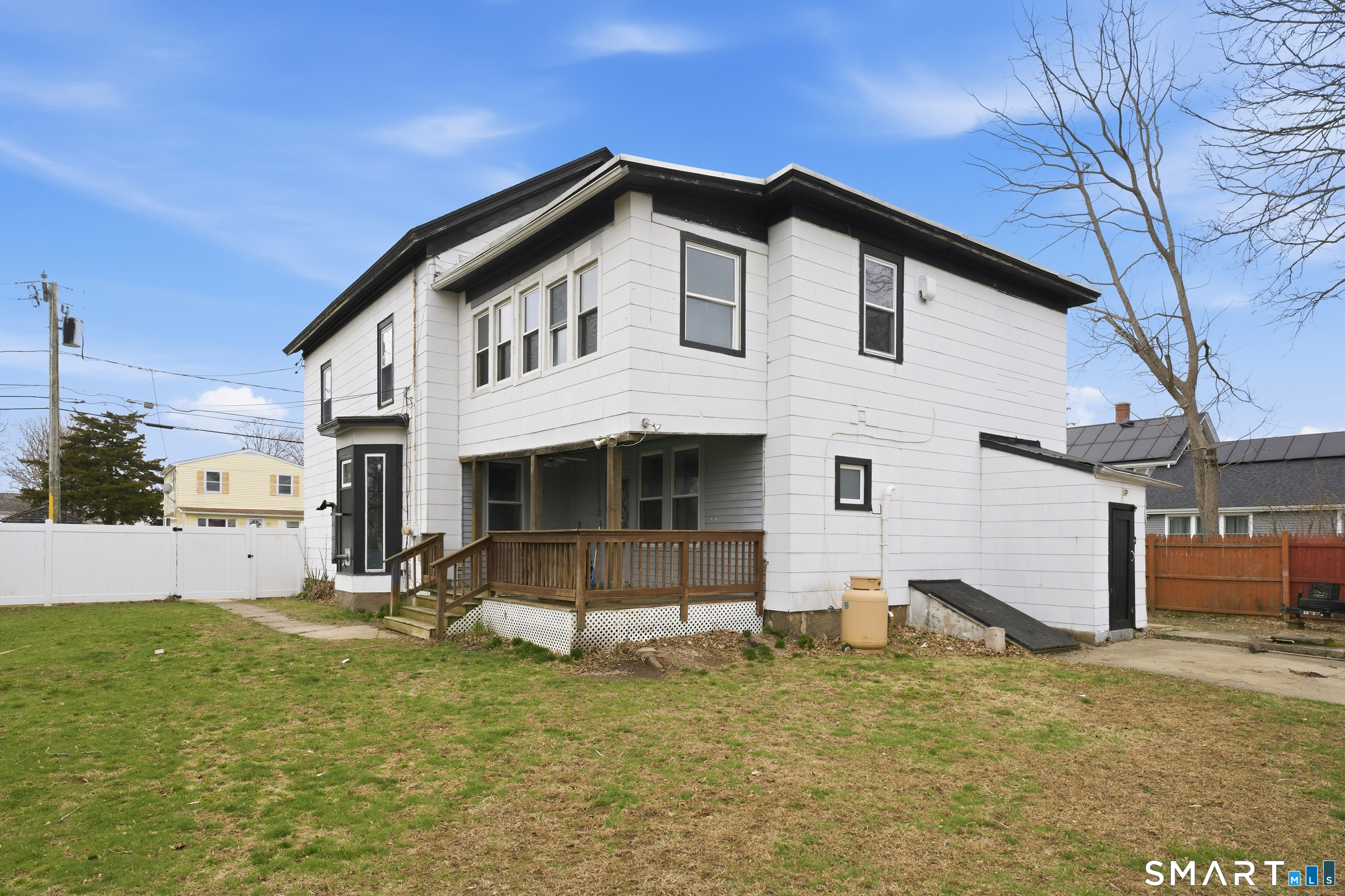 21 North Washington Avenue