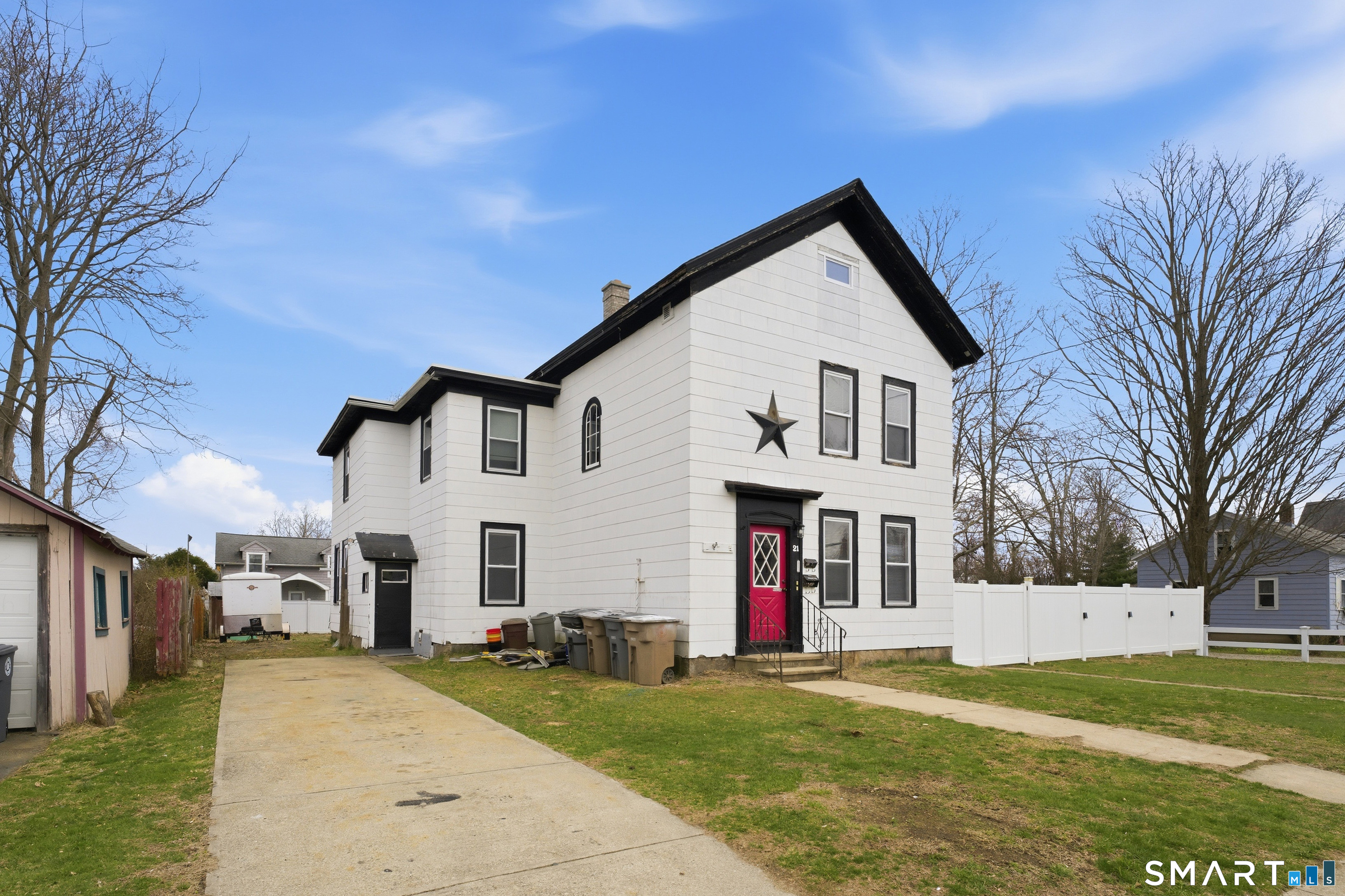 21 North Washington Avenue