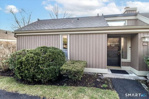 Condo For Sale - 22 Heritage Circle #A<br/> Southbury, CT 06488