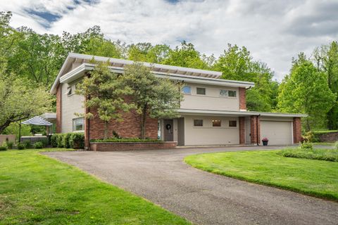 31 Westcliff Drive West Hartford CT 06117