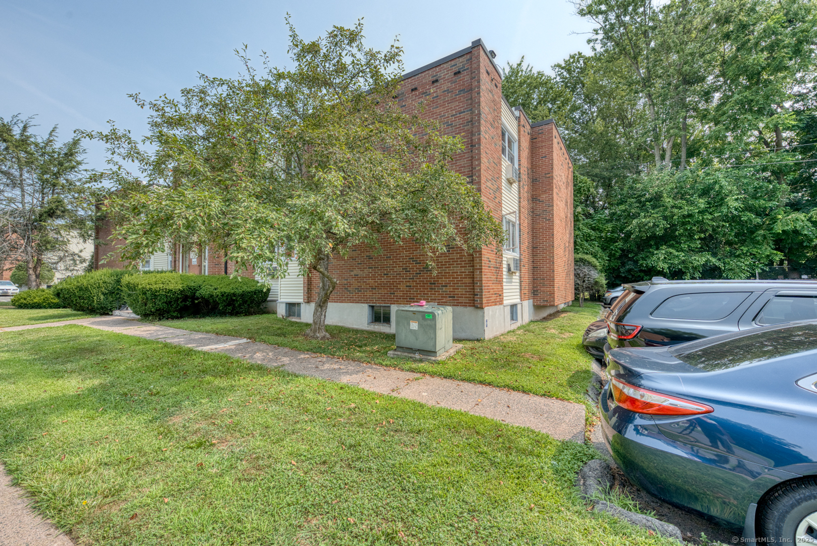 20 Thompson Road APT 8A