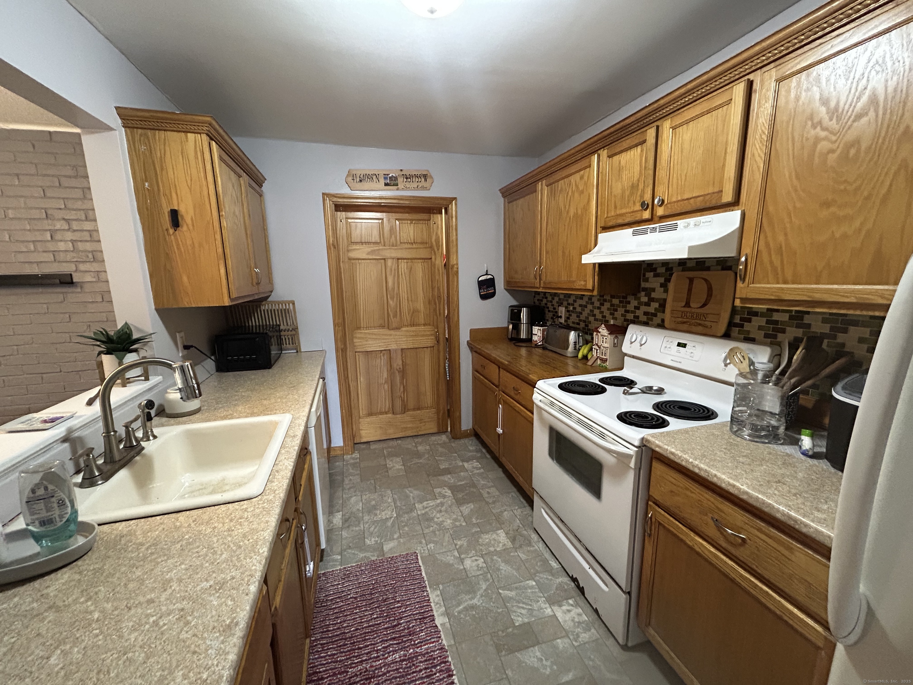 173 Russo Avenue #610, East Haven, Connecticut image 4