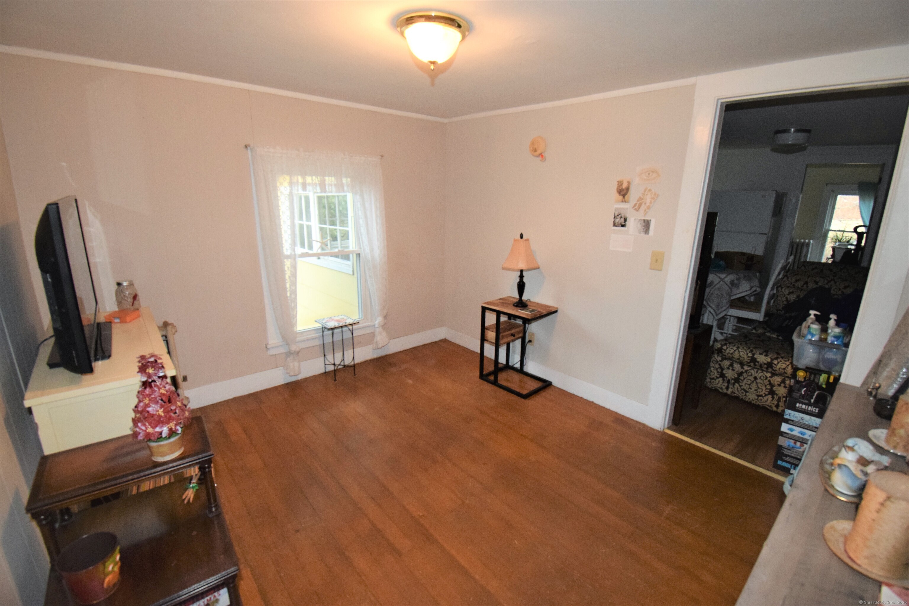 6 Pleasant Street 2