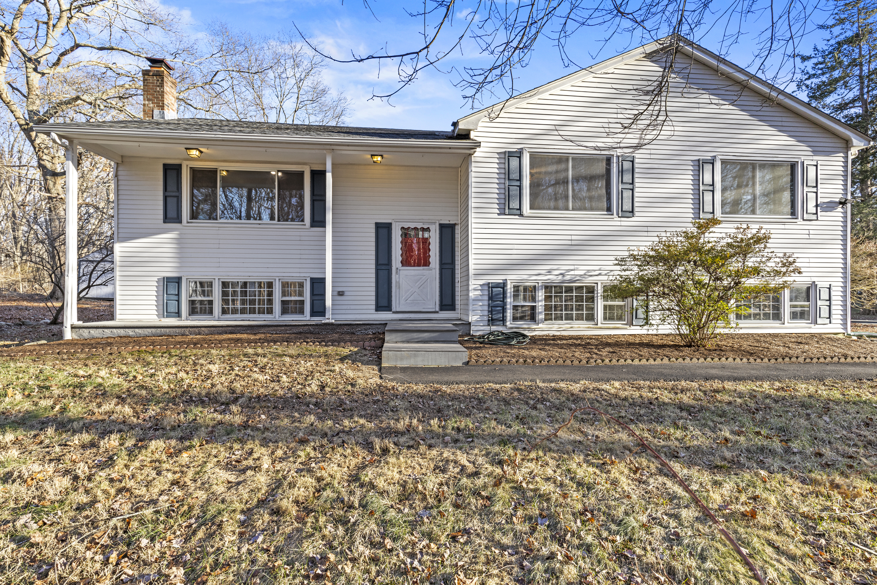 124 Somersett Drive, Groton, Connecticut image 1