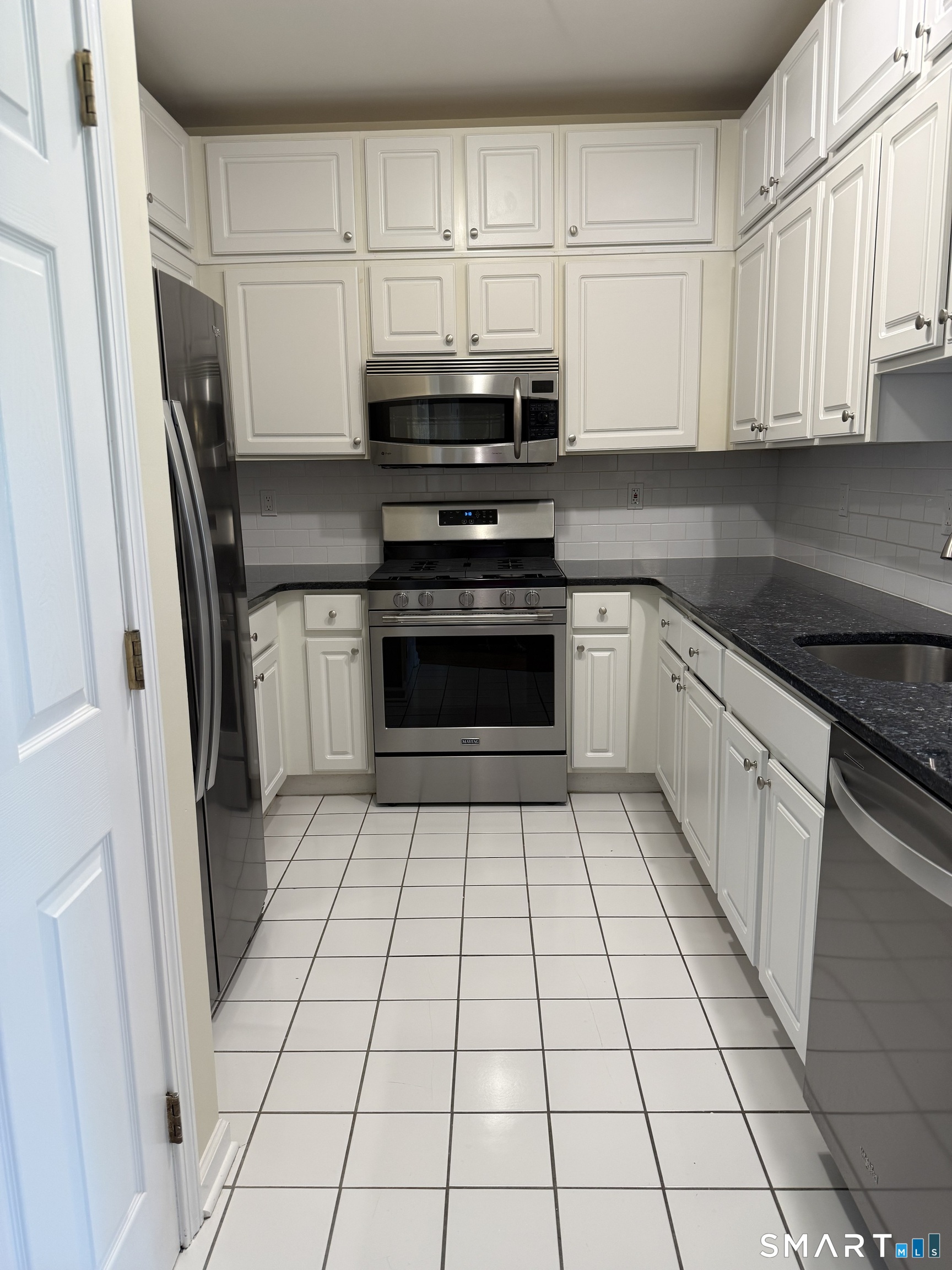 105 Richards Avenue 2508