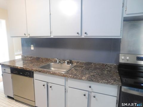 Tiny photo for 45 Oakview Circle #203, Bridgeport, CT 06604 (MLS # 24167243)