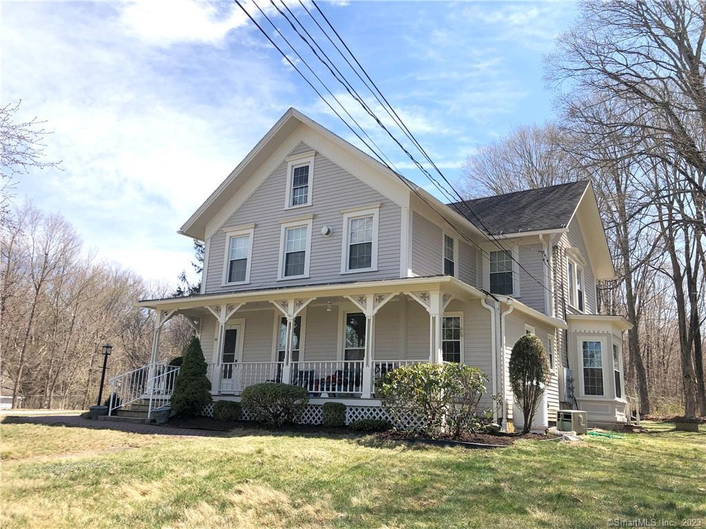 44 Falls Road, East Haddam, Connecticut - 1 Bedrooms  
1 Bathrooms  
3 Rooms - 