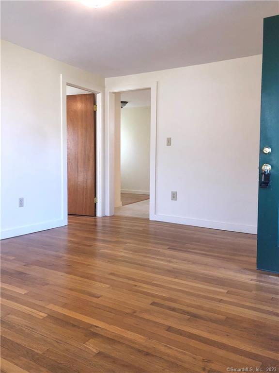 East Haddam, Connecticut 06469, United States, 1 Bedroom Bedrooms, ,1 BathroomBathrooms,Residential,Pending,14393