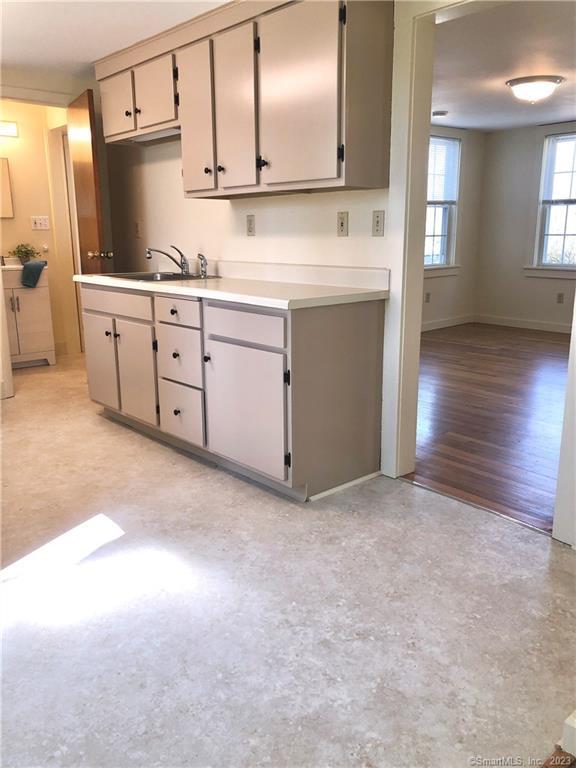 East Haddam, Connecticut 06469, United States, 1 Bedroom Bedrooms, ,1 BathroomBathrooms,Residential,Pending,14393