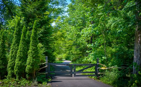 35 Kirk Road Sharon CT 06796