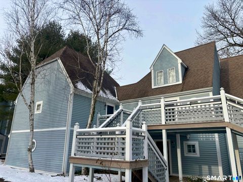 Photo of 221 Old Pond Lane #221, Norwich, CT 06360 (MLS # 24147349)