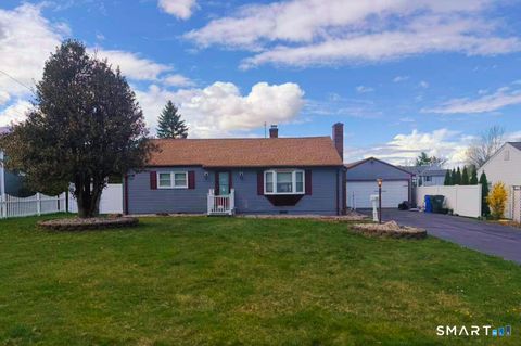 Photo of 57 Concord Circle, Wethersfield, CT 06109 (MLS # 24168143)