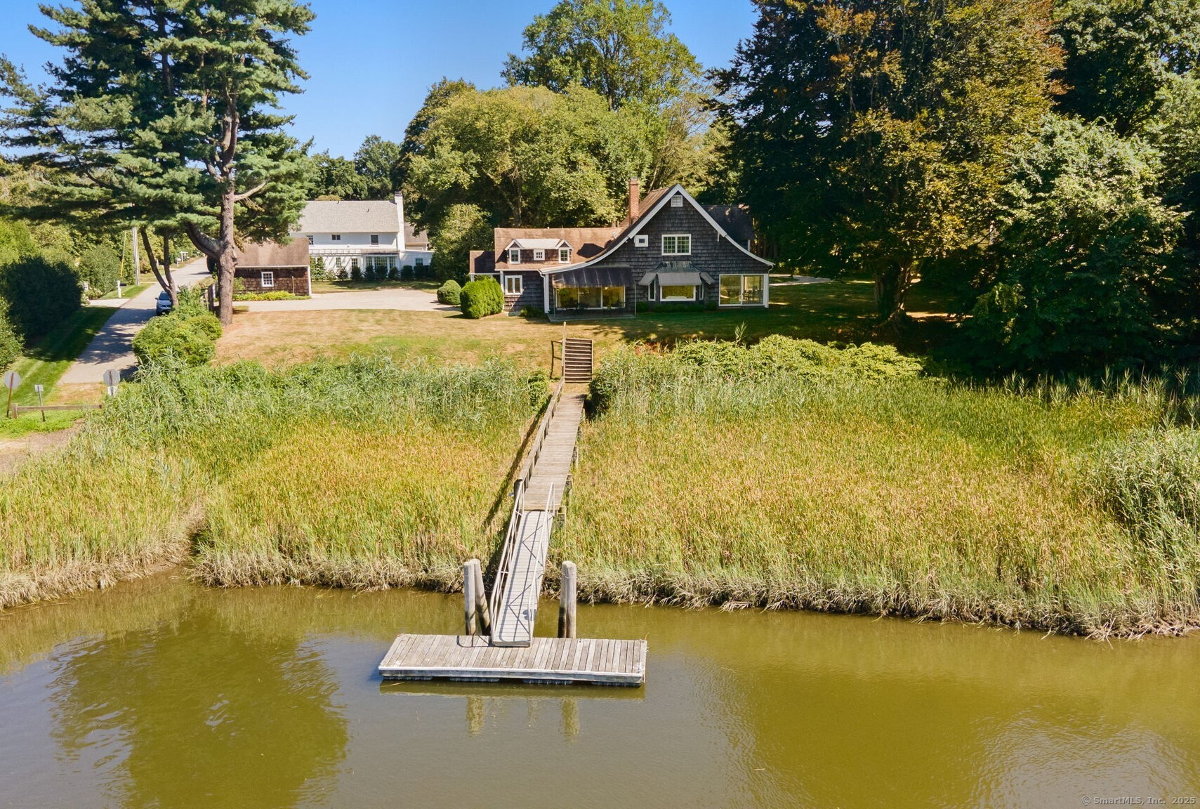 6 Lieutenant River Lane