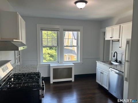 Tiny photo for 24 Circular Avenue #3B, Bridgeport, CT 06605 (MLS # 24186534)