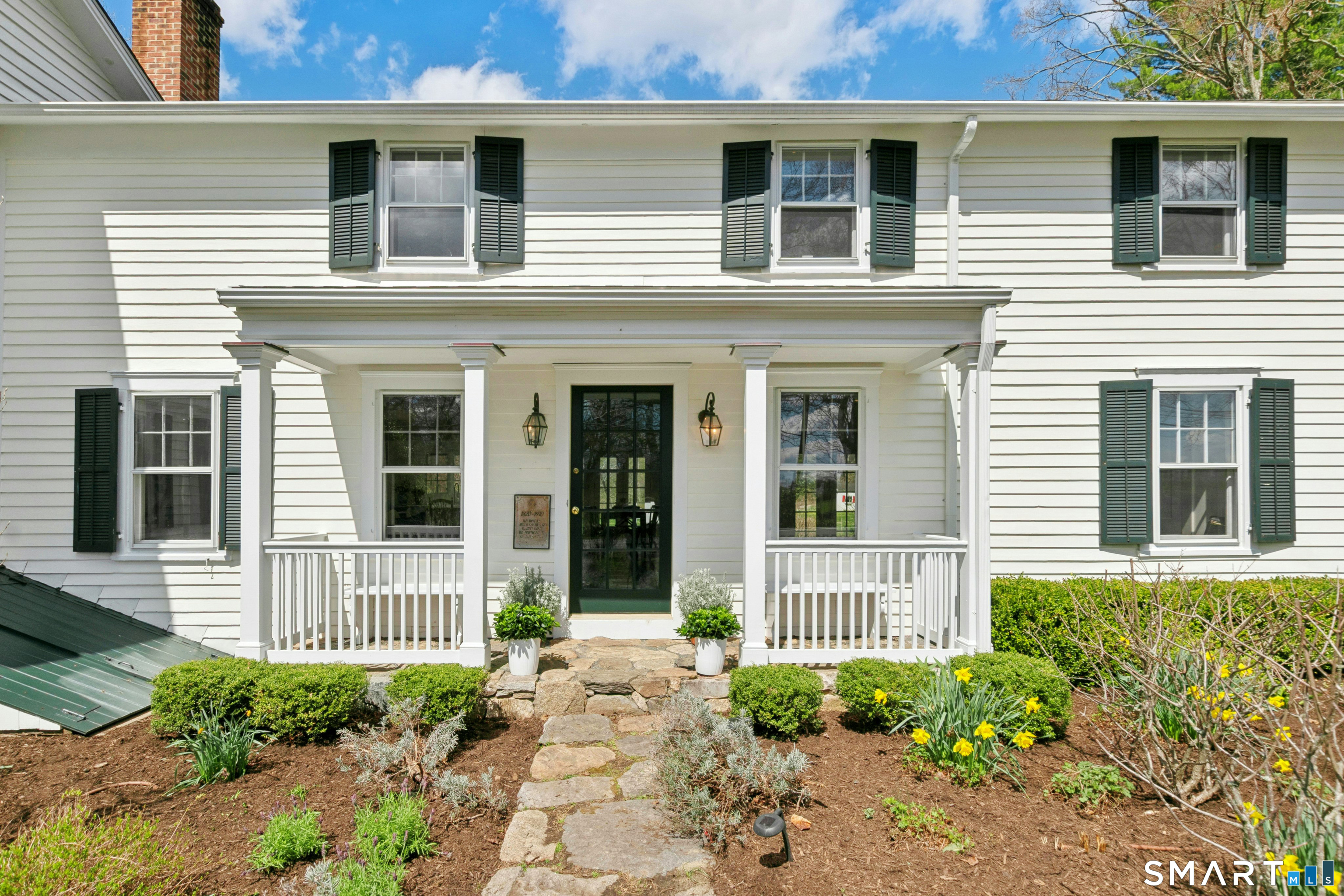 561 Middlesex Road