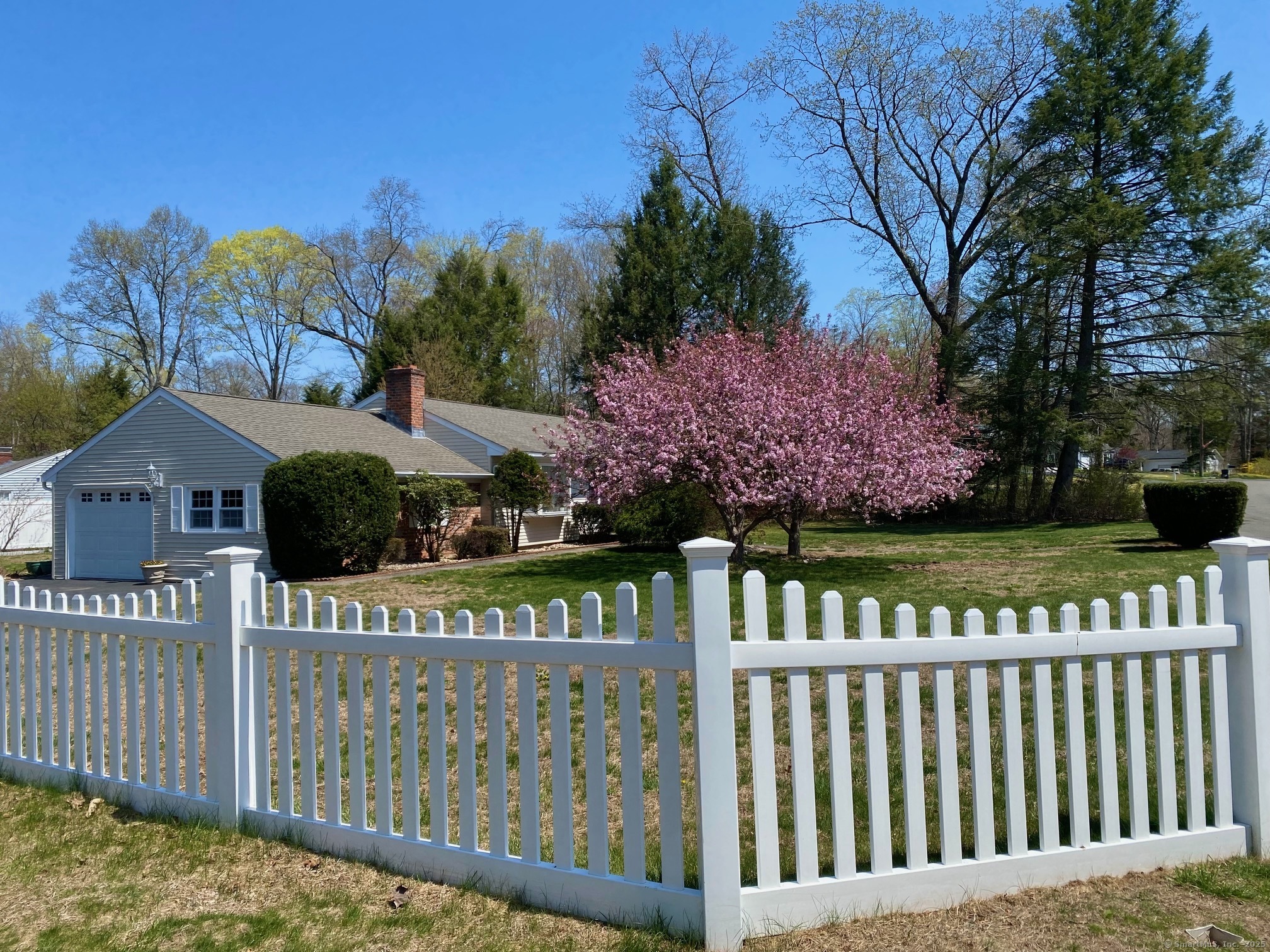60 Holly Road, Cheshire, Connecticut image 32