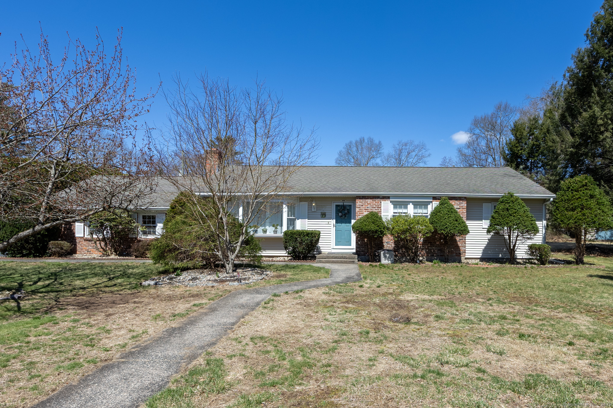 60 Holly Road, Cheshire, Connecticut image 2