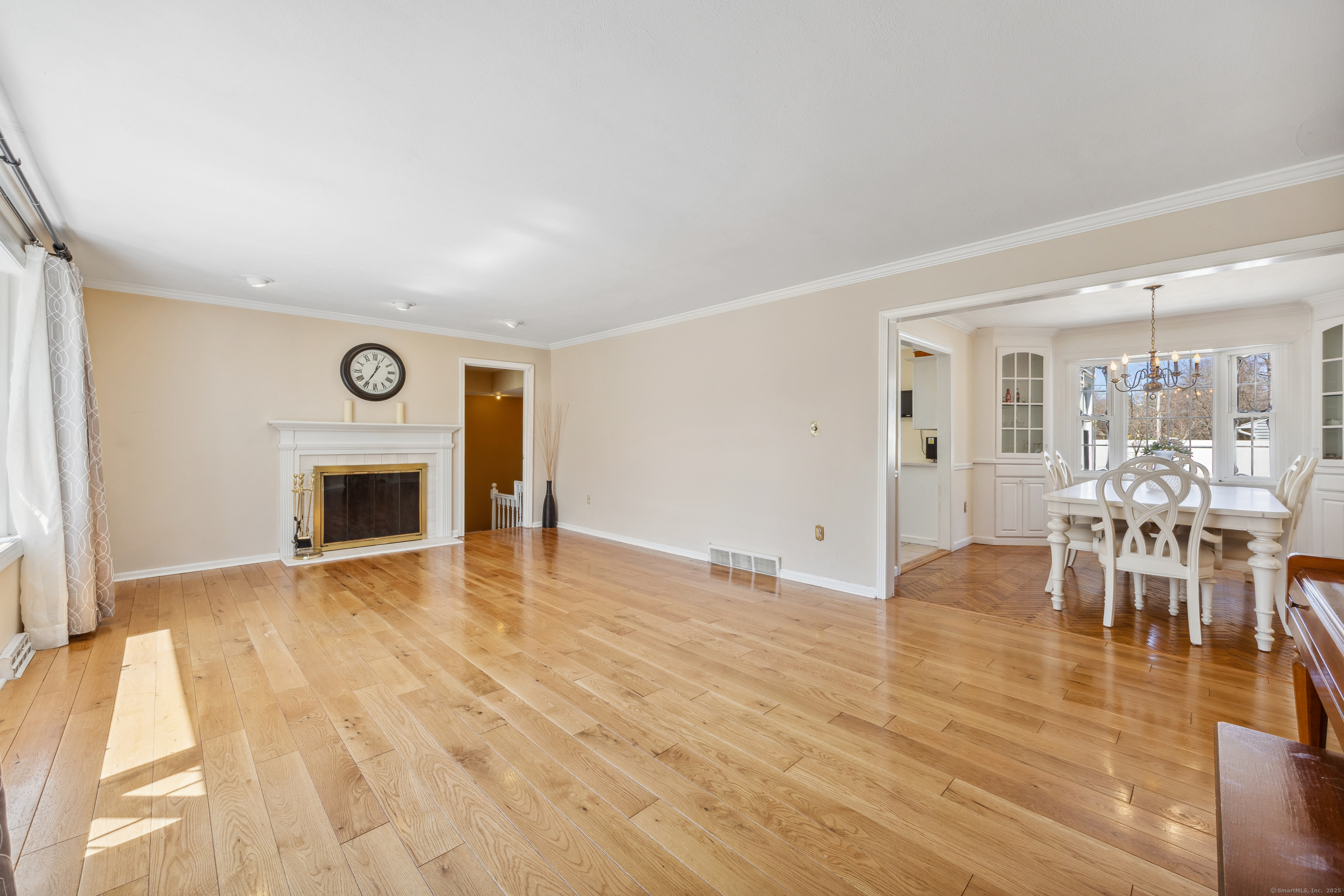 60 Holly Road, Cheshire, Connecticut image 4