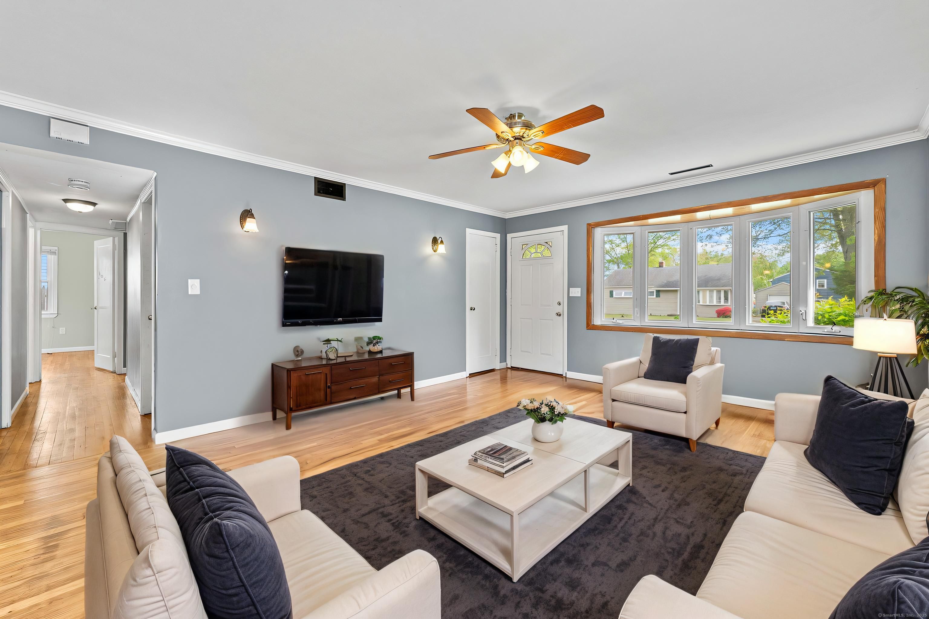 81 Montague Circle, East Hartford, Connecticut image 4