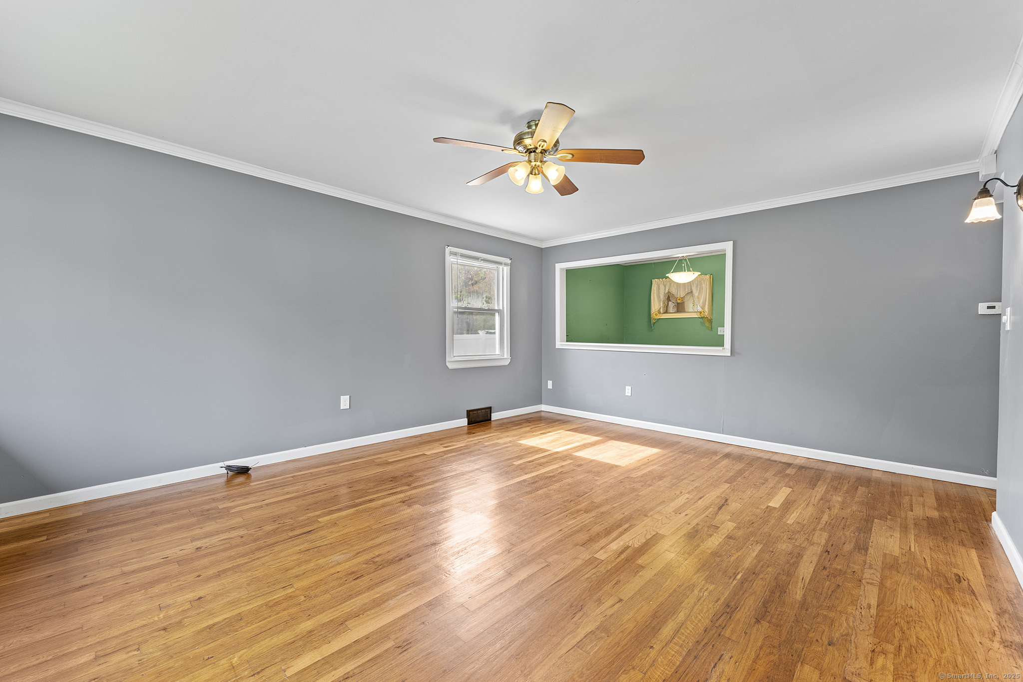 81 Montague Circle, East Hartford, Connecticut image 5