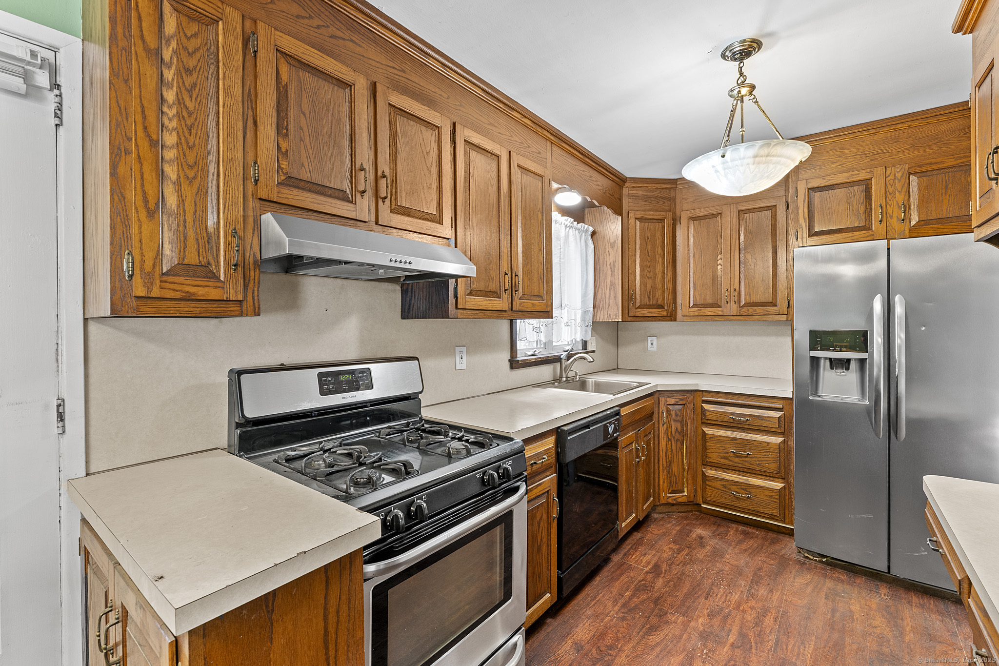 81 Montague Circle, East Hartford, Connecticut image 10