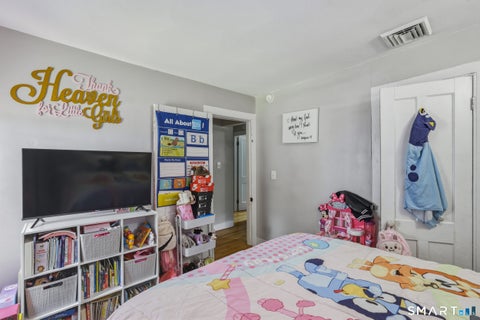 Tiny photo for 21 Gorman Place, Manchester, CT 06040 (MLS # 24195139)