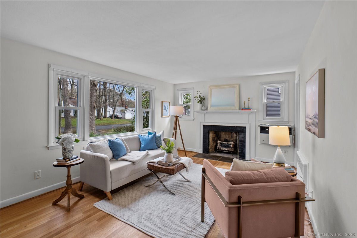 281 Westpoint Terrace, West Hartford, Connecticut image 4