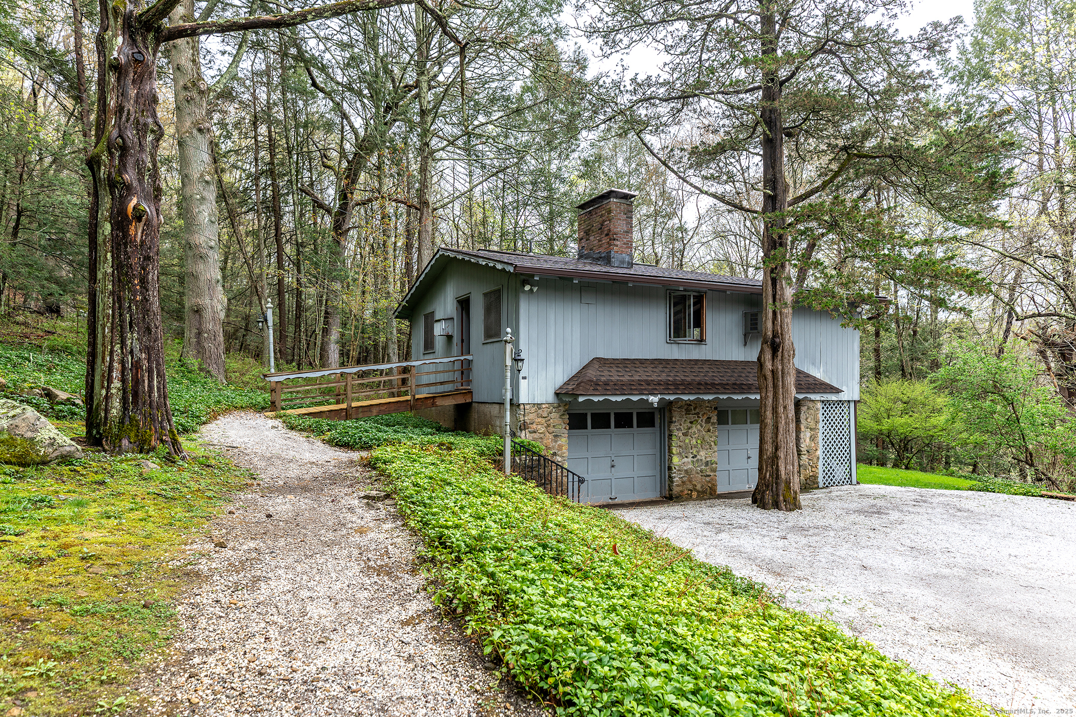 Rental Property at Cedar Hill Road Guest Hous, New Milford, Connecticut - Bedrooms: 2 
Bathrooms: 3 
Rooms: 8  - $3,250 MO.