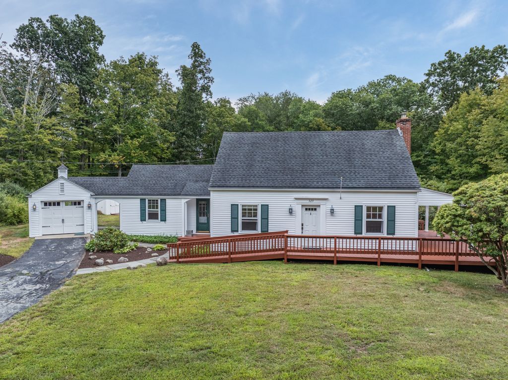 Photo of 329 N Eagleville Road, Mansfield, CT 06268 (MLS # 24092746)
