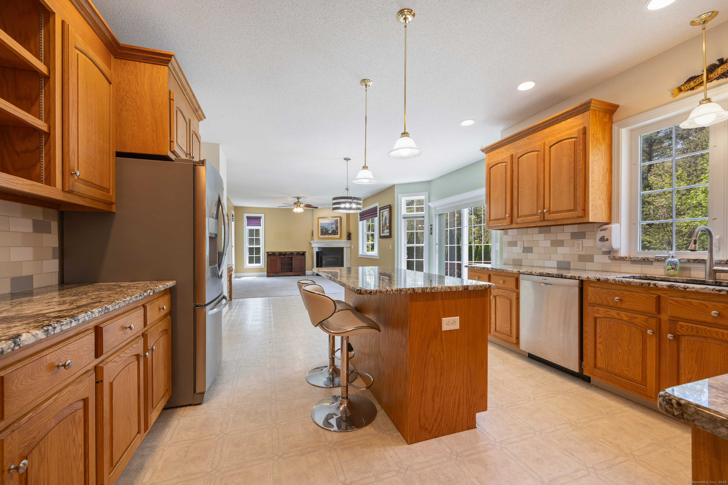 85 Chippenwood Lane, Bristol, Connecticut image 9