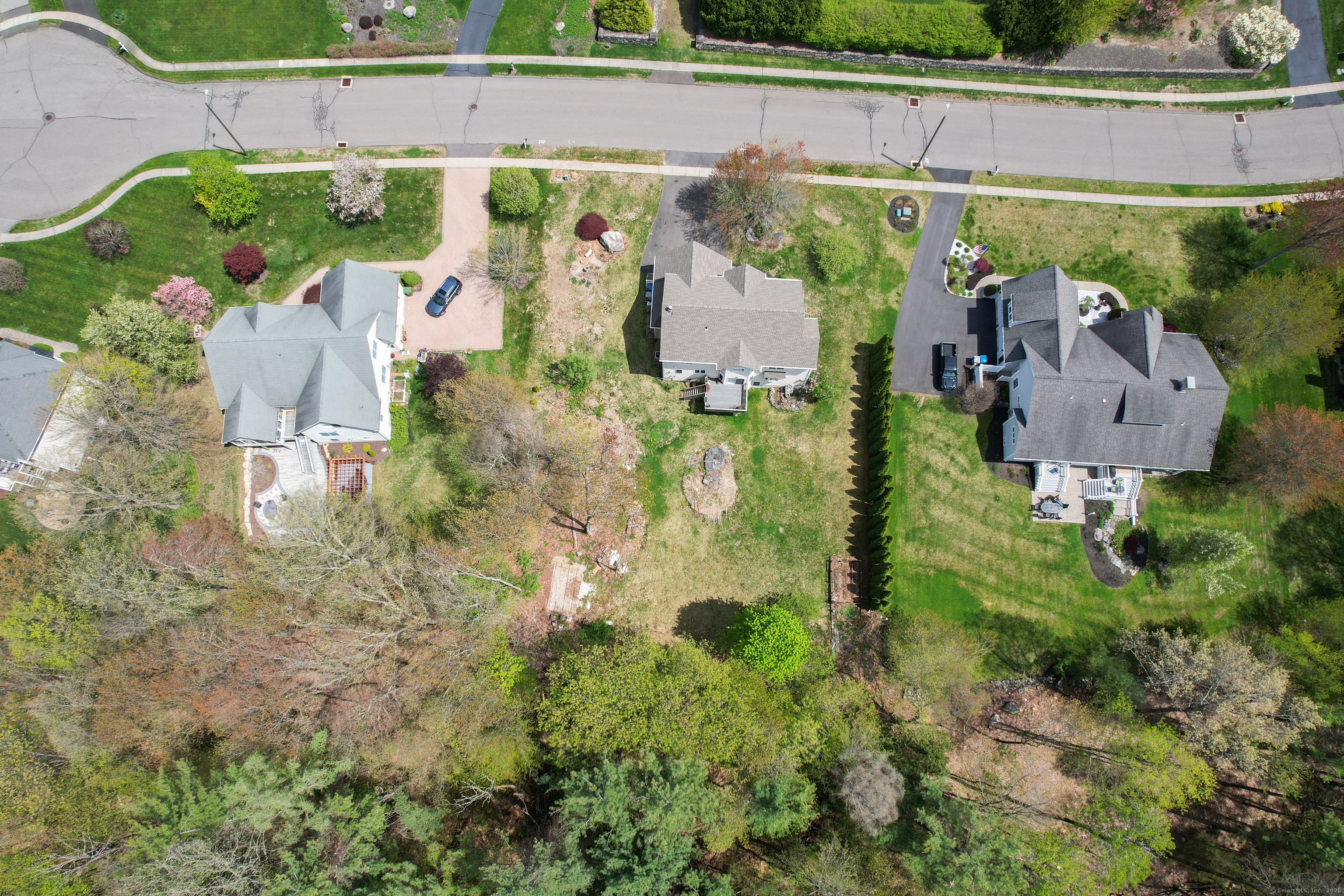85 Chippenwood Lane, Bristol, Connecticut image 36