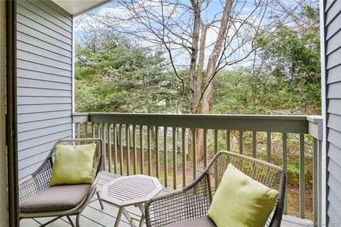 Tiny photo for 13 Old Stamford Road #13, New Canaan, CT 06840 (MLS # 24169268)
