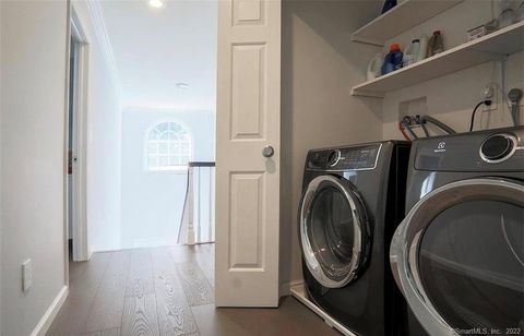 Tiny photo for 13 Old Stamford Road #13, New Canaan, CT 06840 (MLS # 24169268)